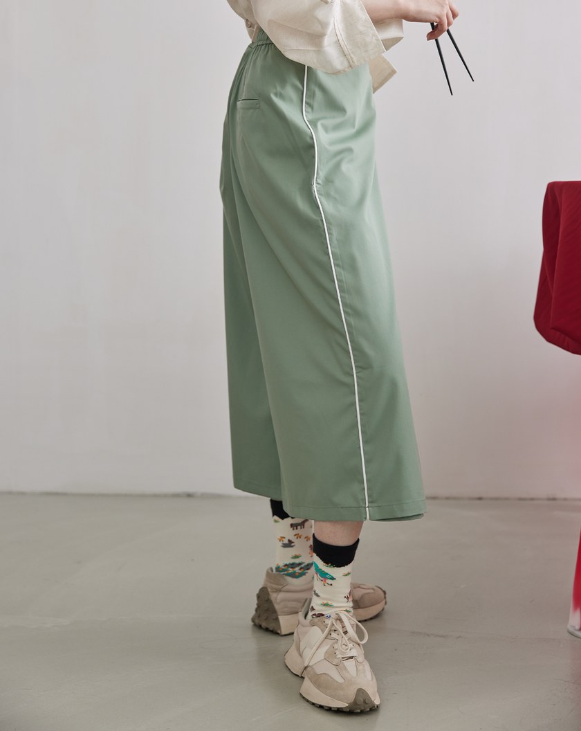 半百褶綁帶造型寬褲裙(兩色)