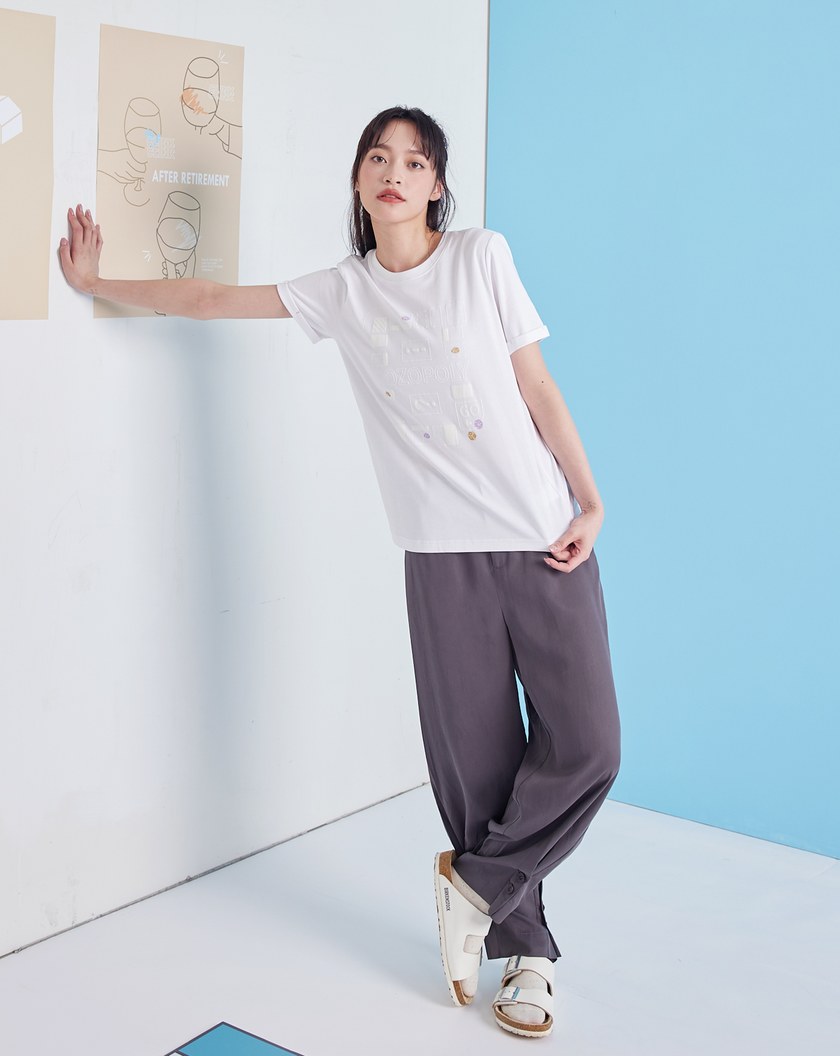 柔軟鈕扣褲腳打褶造型長褲(兩色)