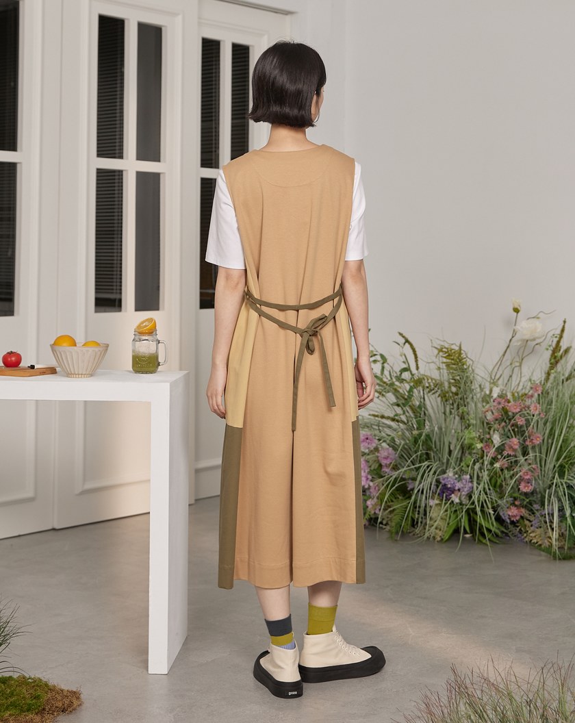 織標異材質拼接綁帶背心洋裝(兩色)