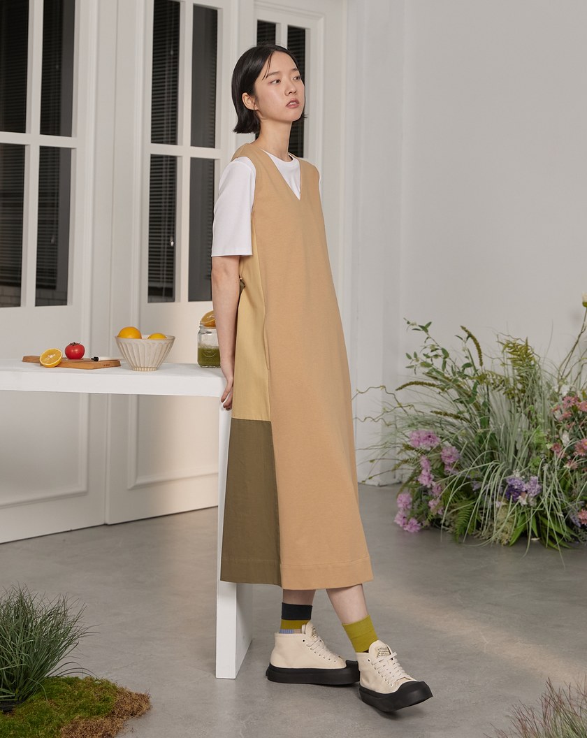 織標異材質拼接綁帶背心洋裝(兩色)