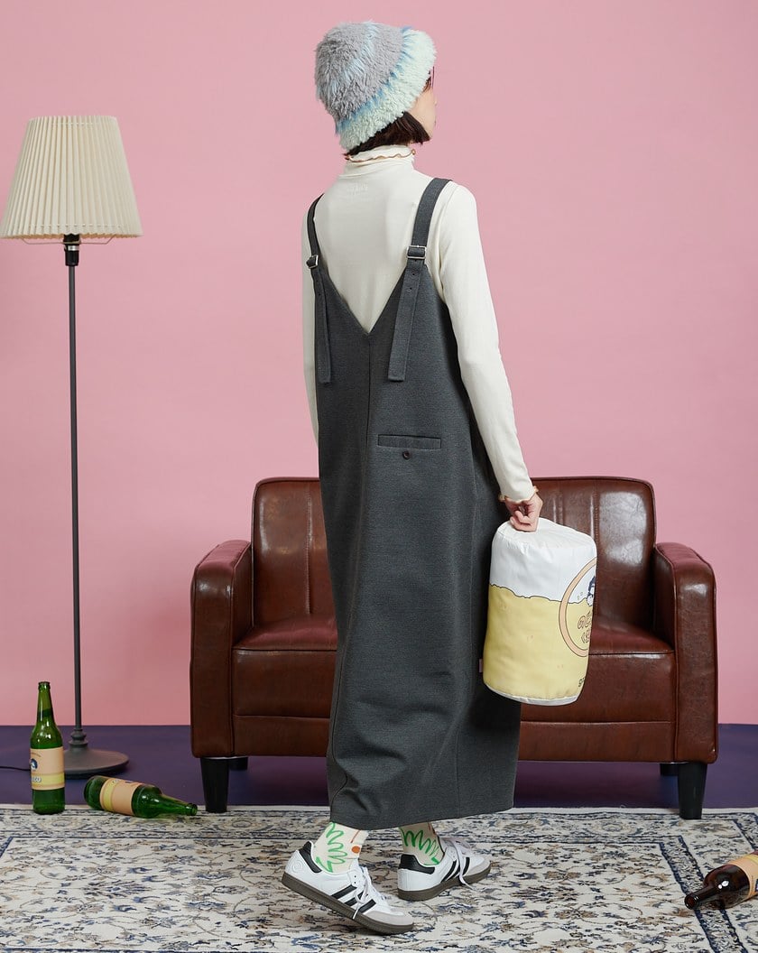 大V領針織彈性吊帶洋裝(深灰)