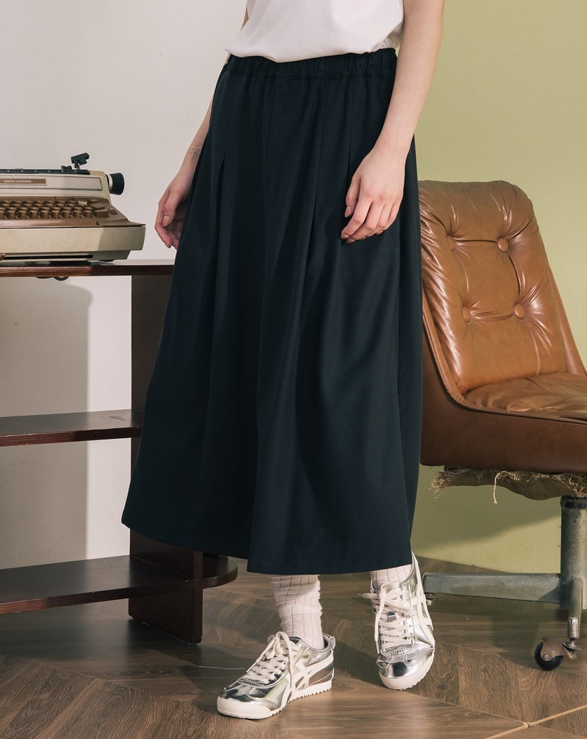 ➤抗皺釦洞造型口袋打褶傘裙(兩色)