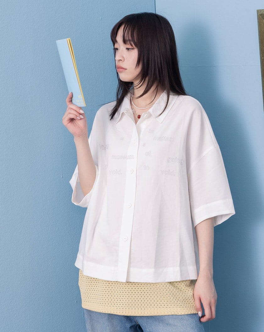 曖昧英文字氣球立體短袖襯衫(兩色)