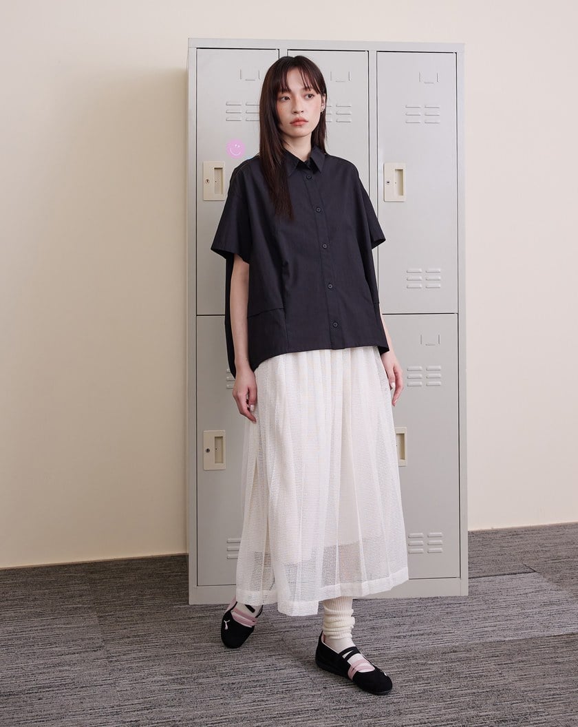 ➤配色繡花廓型短袖襯衫(兩色)