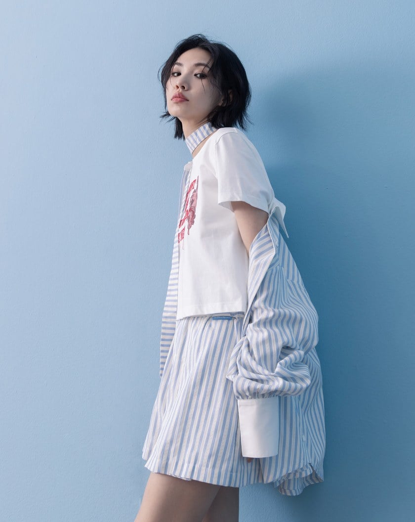 A｜提花條紋配色襯衫附領巾(兩色)