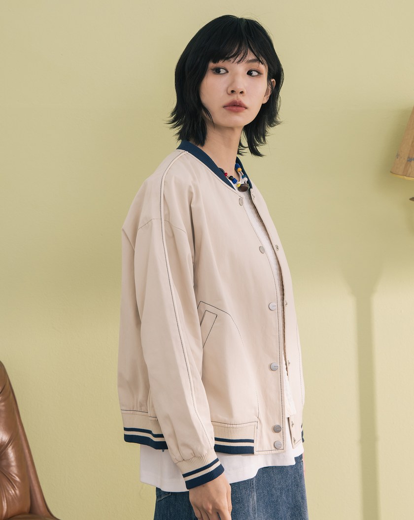 配色線條裝飾棒球外套(兩色)
