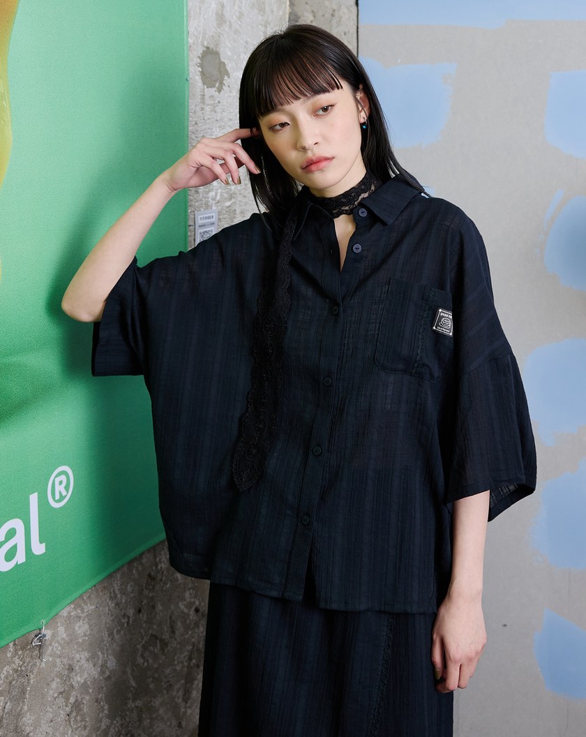 咖啡杯蕾絲緹花純棉擴型襯衫(兩色)