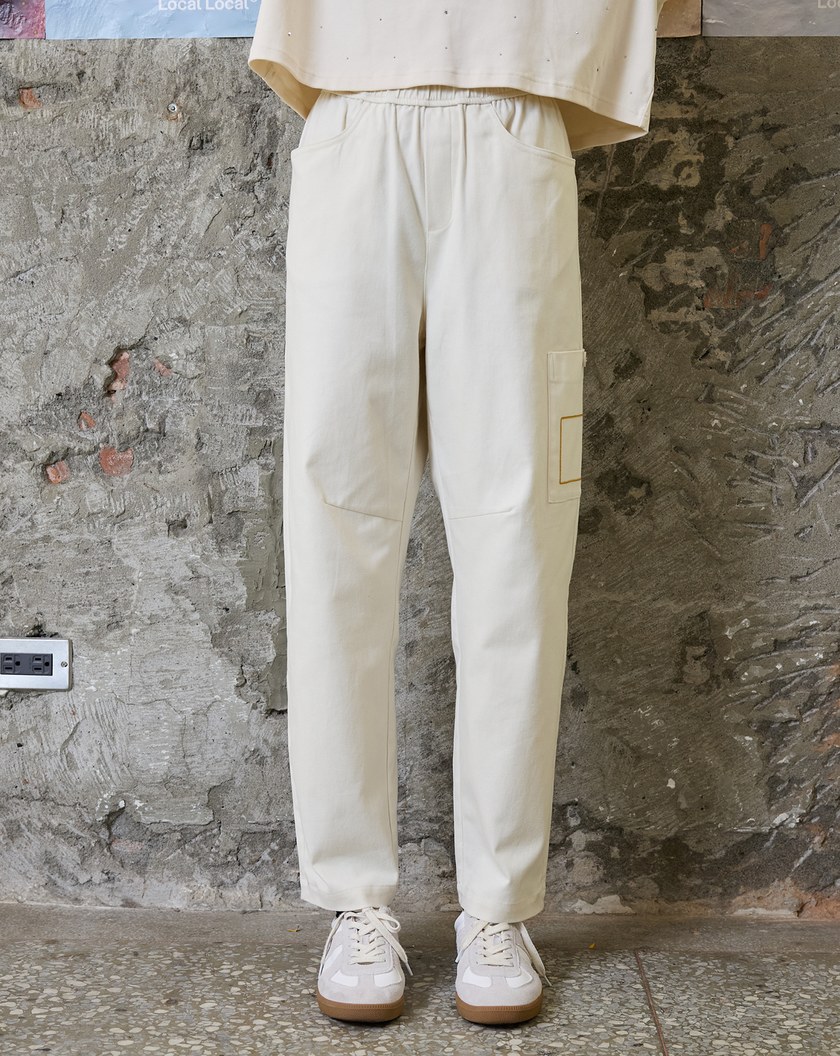 裝飾配色線單邊口袋彈力男友褲(兩色)