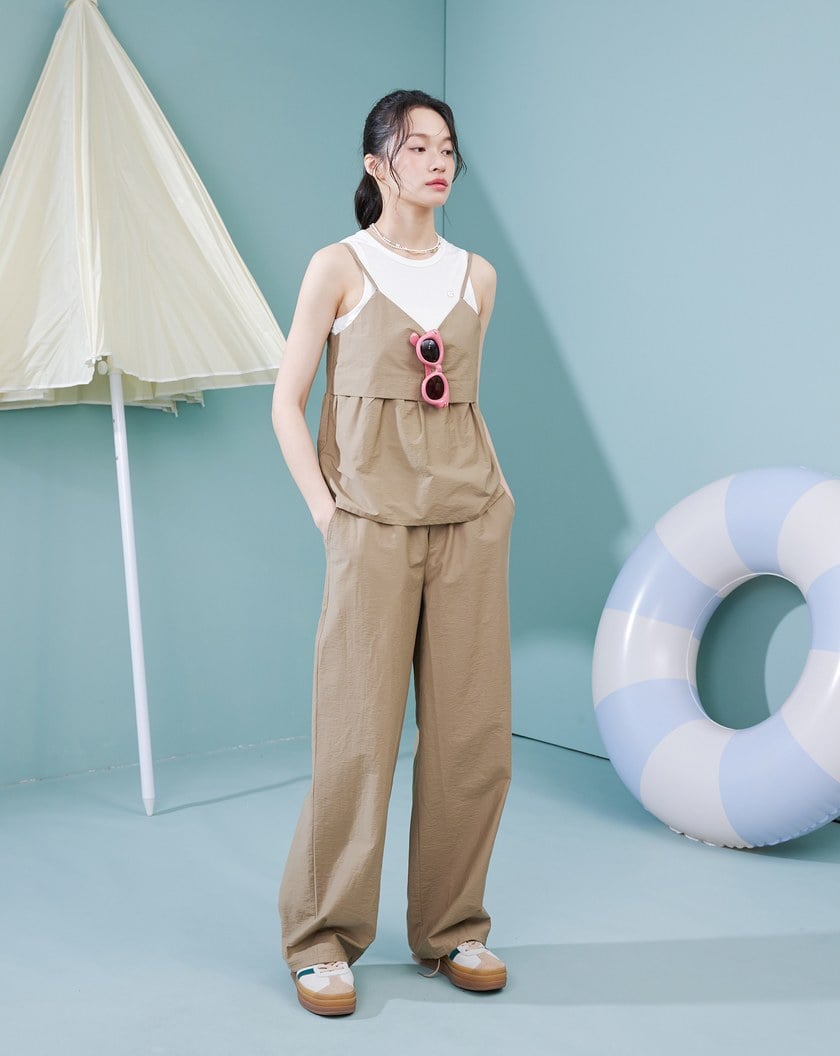 微皺感修身縮口直筒褲(深卡其)