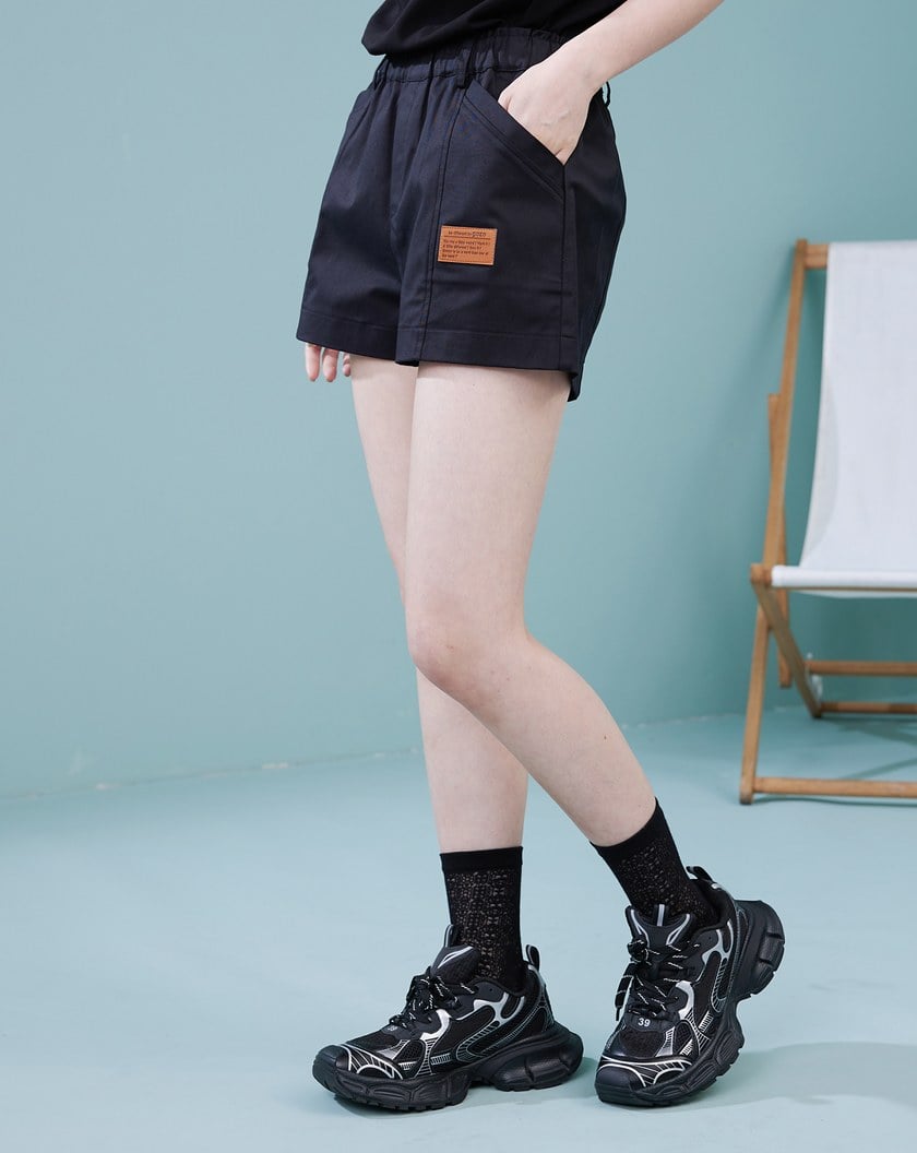 天絲棉皮標鬆緊短褲(兩色)