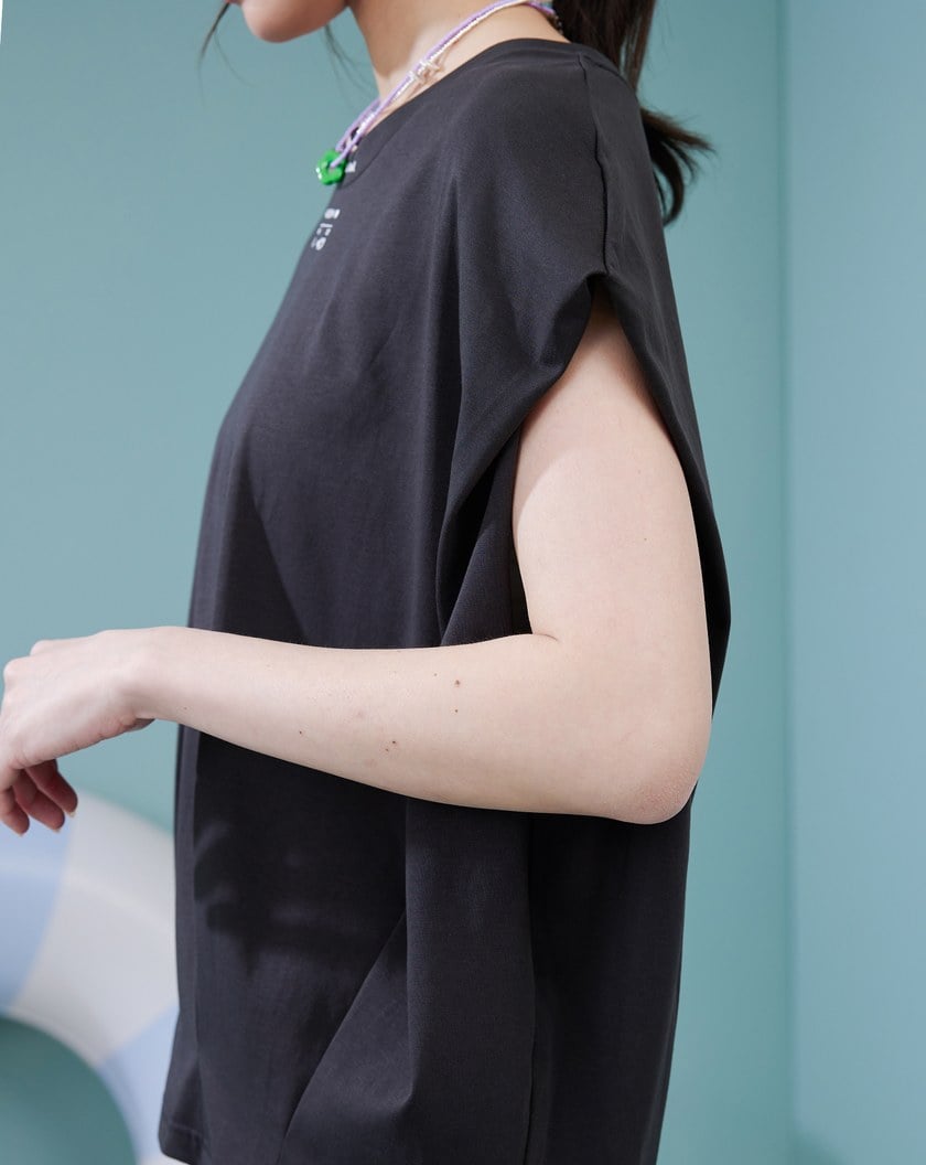 音樂撥放器抓褶連袖涼感上衣(兩色)