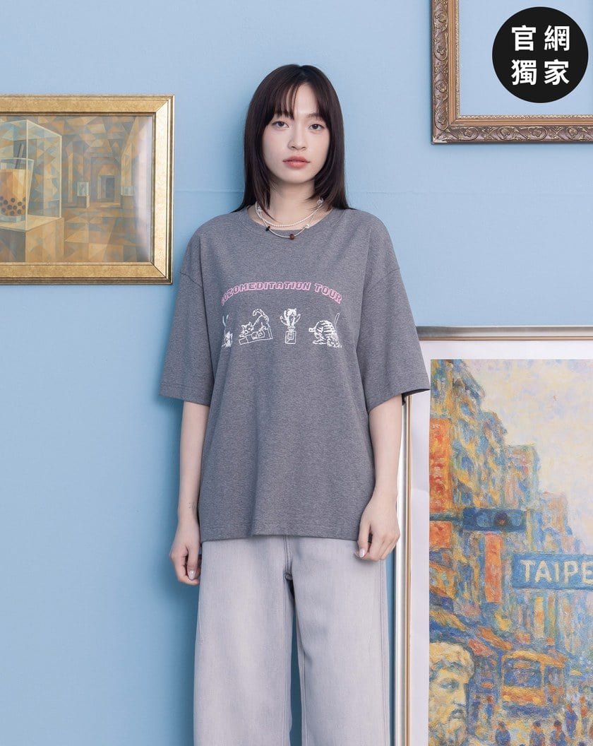 ➤貓咪瑜珈寬鬆落肩T恤(兩色)