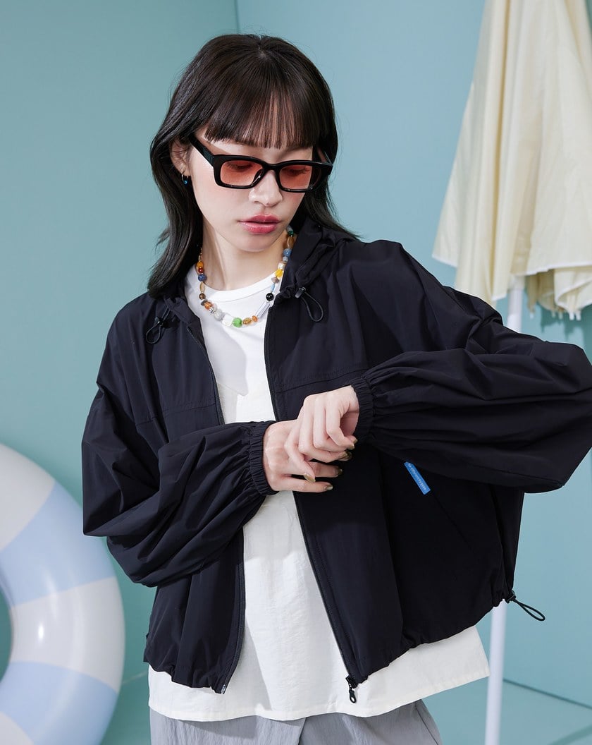 Q彈透氣涼感抽繩連帽外套(兩色)