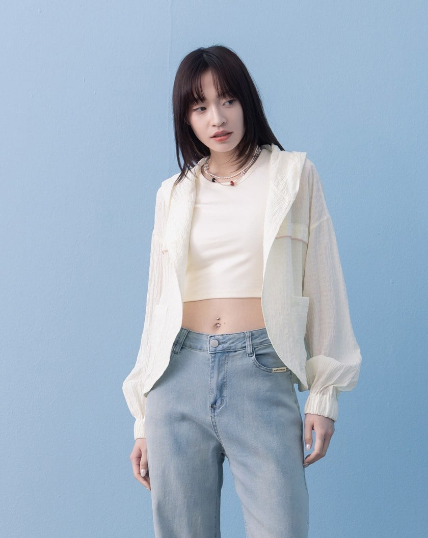 ➤弧型滾邊造型連帽薄外套(兩色)