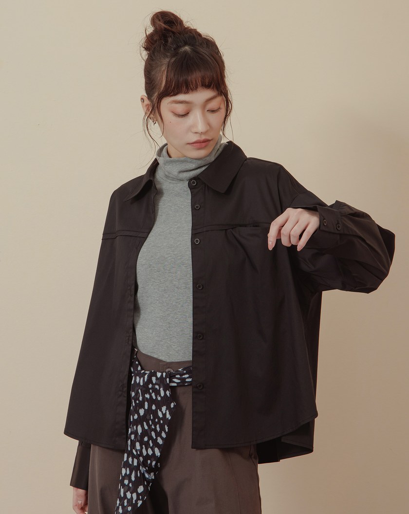 抗皺造型剪接背後打褶長袖襯衫(兩色)