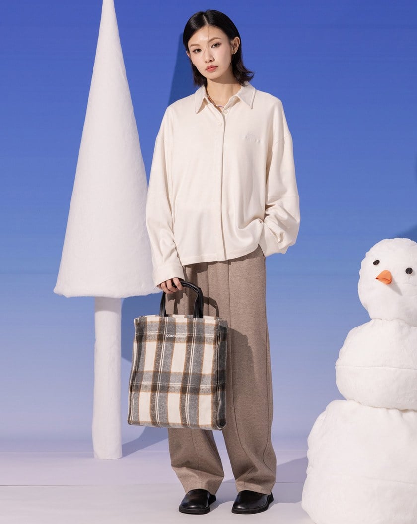 刺繡仿羊絨剪接長袖襯衫(兩色)