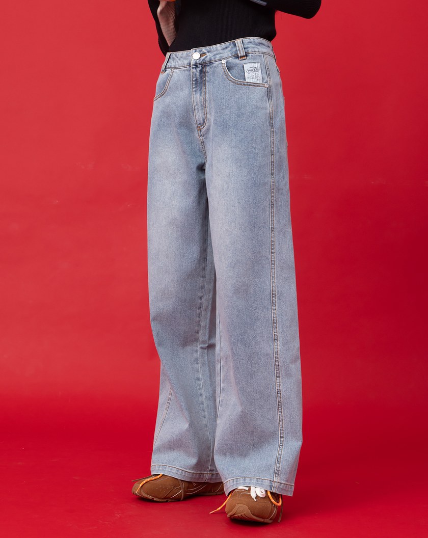 迪士尼系列 萬事通繡花直筒顯瘦牛仔褲(兩色)