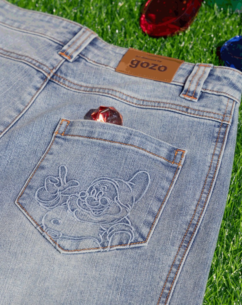 迪士尼系列 萬事通繡花直筒顯瘦牛仔褲(兩色)