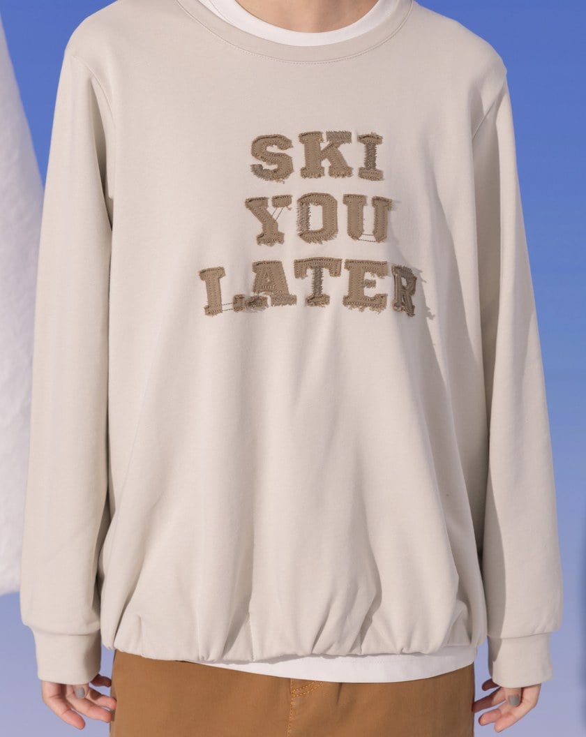 發熱不收邊英文貼布繡花大學T(兩色)