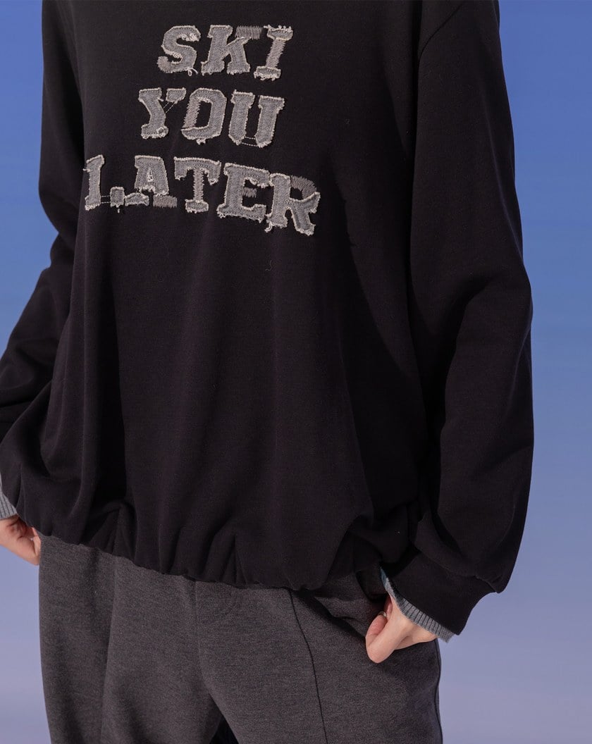 發熱不收邊英文貼布繡花大學T(兩色)