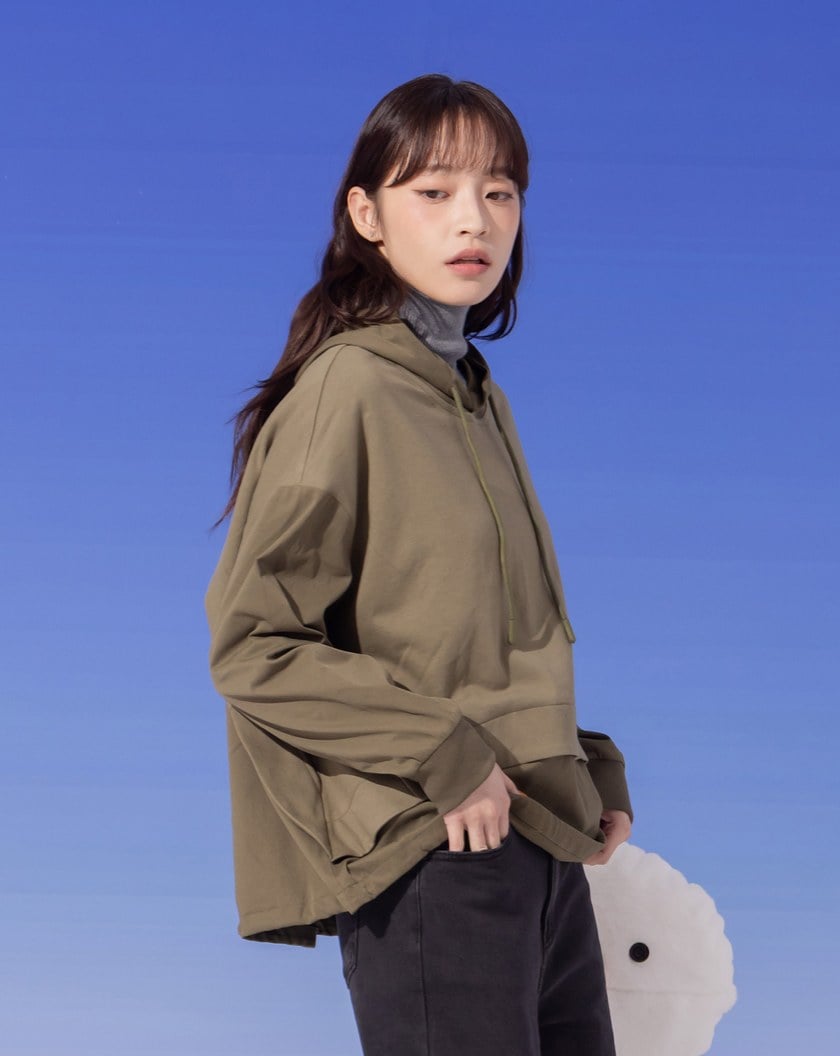 ➤異材質拼接造型帽T(兩色)