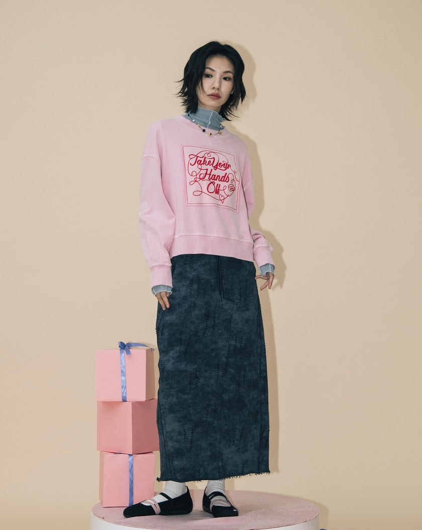 A|特殊蠟洗爬線造型落肩大學T(兩色)