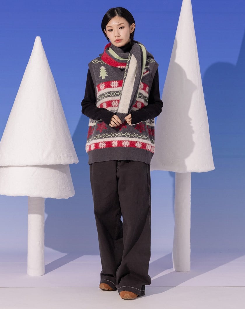 雪花圖騰毛絨V領毛衣背心(兩色)