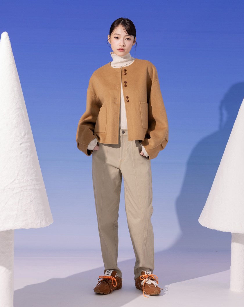 ➤無領落肩廓型羊毛外套