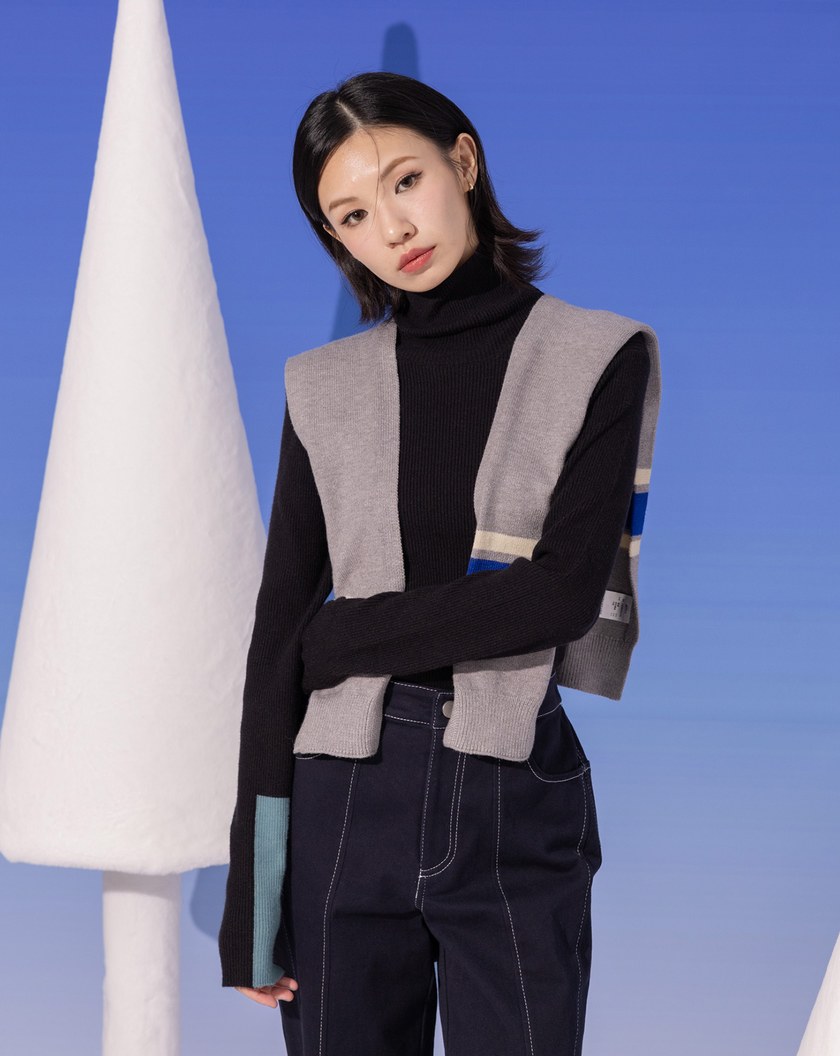 92繡花運動風針織披肩(兩色)