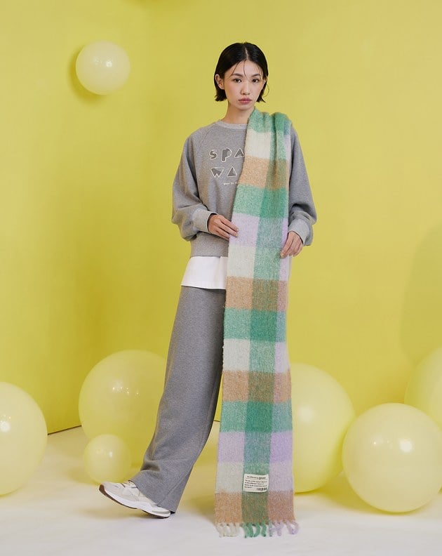 彩虹格子羊毛流蘇圍巾(兩色)