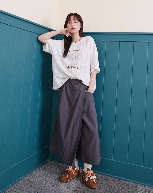 涼感天絲不對稱裙片鬆緊褲裙(兩色)