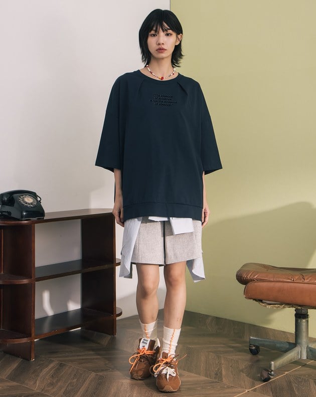 打褶造型領口長版涼感T恤(兩色)