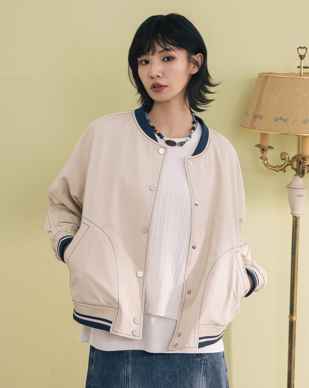 配色線條裝飾棒球外套(兩色)