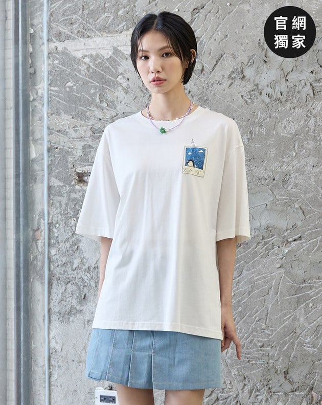 ➤出遊拍立得印花寬鬆純棉T恤(兩色)