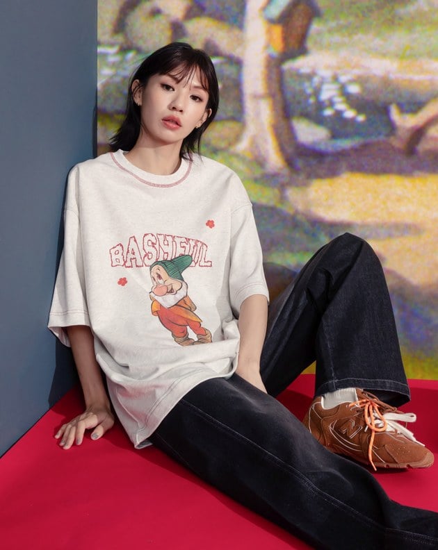 迪士尼系列 害羞鬼手繪風抗菌寬鬆T恤(兩色)