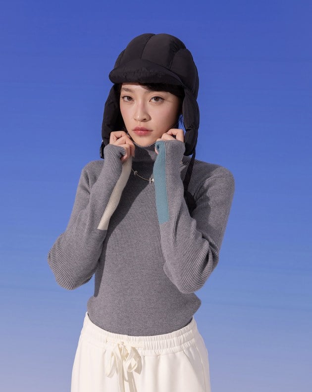 袖口撞色高領針織上衣(三色)