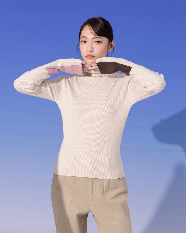 袖口撞色高領針織上衣(三色)