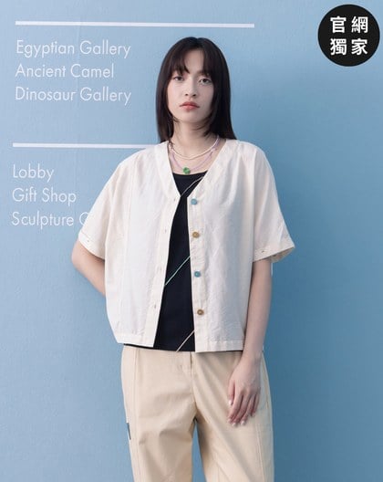 ➤配色鈕扣開襟連袖上衣(兩色)