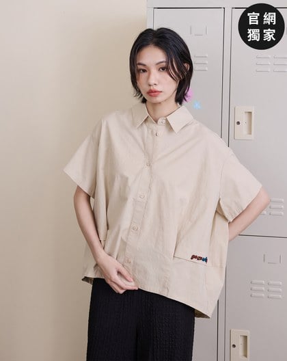 ➤配色繡花廓型短袖襯衫(兩色)