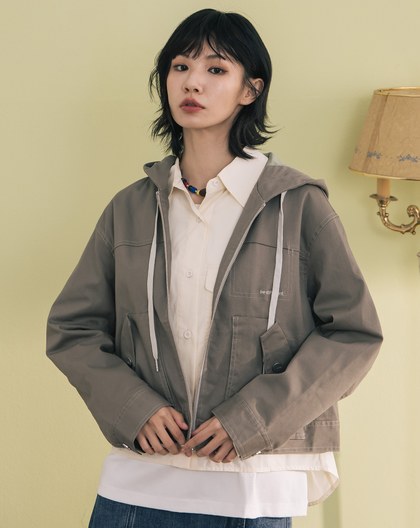 立體口袋配色壓線短版連帽外套(兩色)