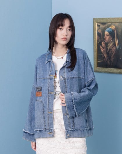 水洗抽鬚擴型牛仔外套(兩色)