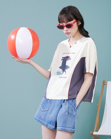 衝浪狗狗顯瘦V領涼感T恤(兩色)