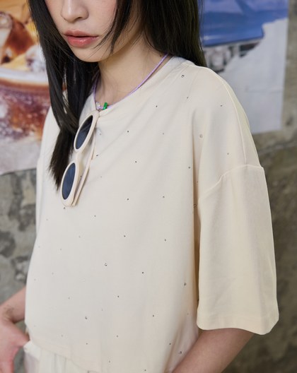 質感燙鑽落肩短版T恤(兩色)