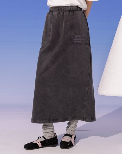 洗舊感口袋造型標語繡花純棉長裙