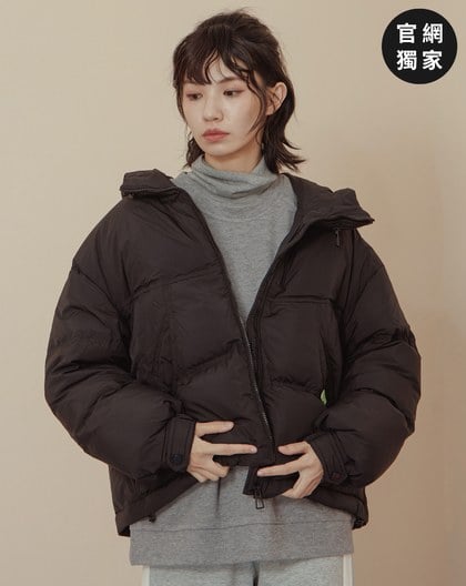 ➤防潑水雙向拉鍊可調節連帽羽絨外套(兩色)