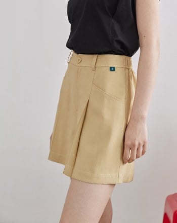 ➤斜紋打褶小直筒短褲(兩色)