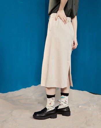 涼感合褶直筒A字裙(兩色)