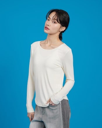 超Q彈圓領純色長袖內搭上衣(兩色)