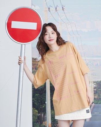 行前計畫印花擴型T恤(兩色)