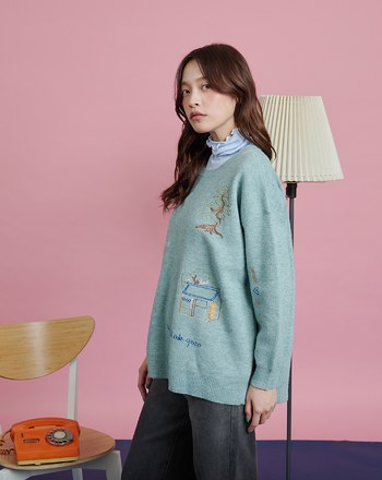 ➤古人漫步毛線繡圓領毛衣(兩色)